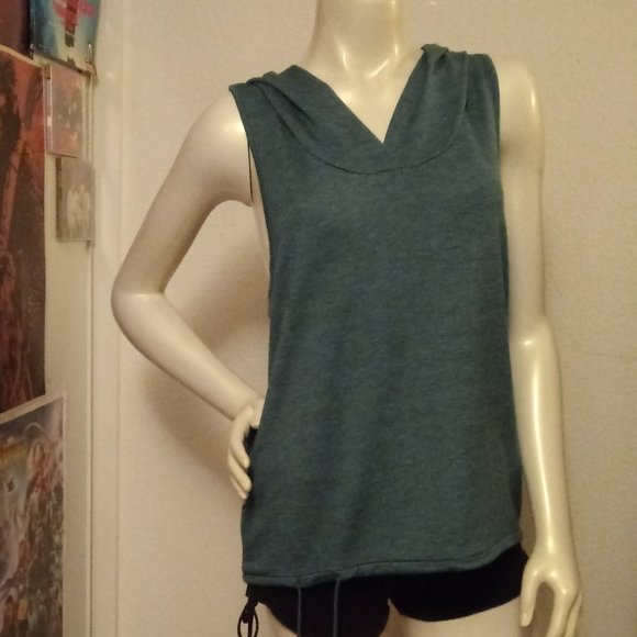 Victoria Secret Hoody tank - Picture 9 of 16